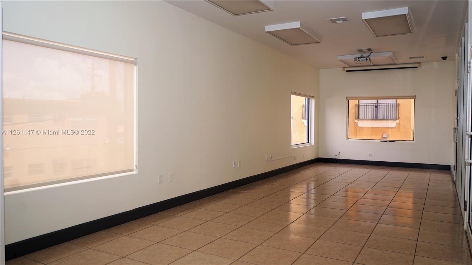 600 Palm Unit: A