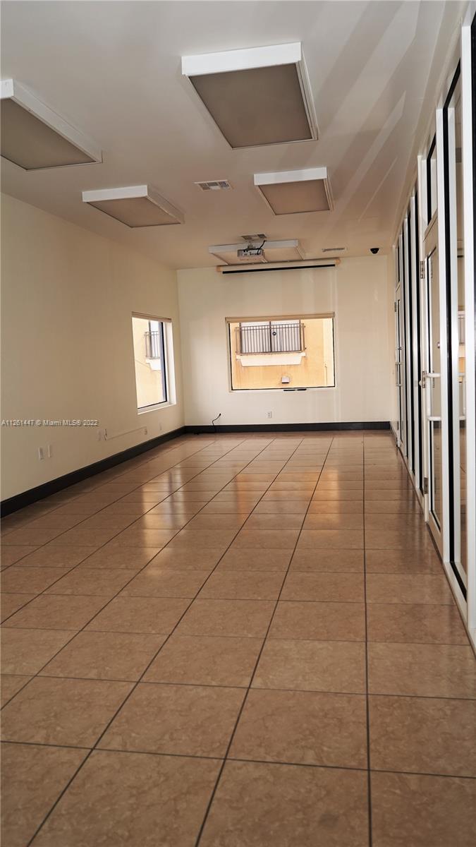 600 Palm Unit: A