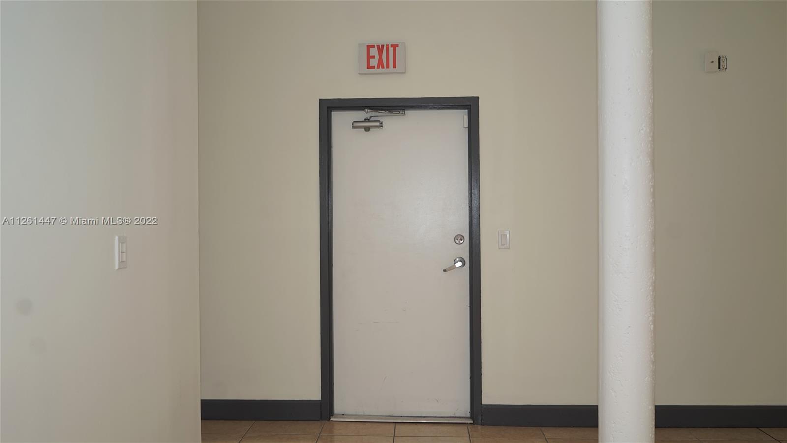 600 Palm Unit: A