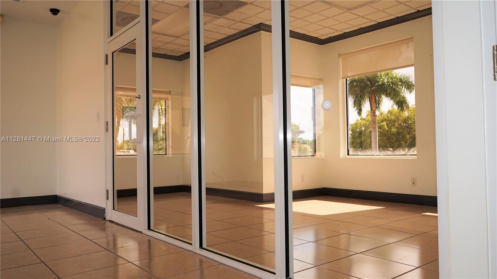 600 Palm Unit: A