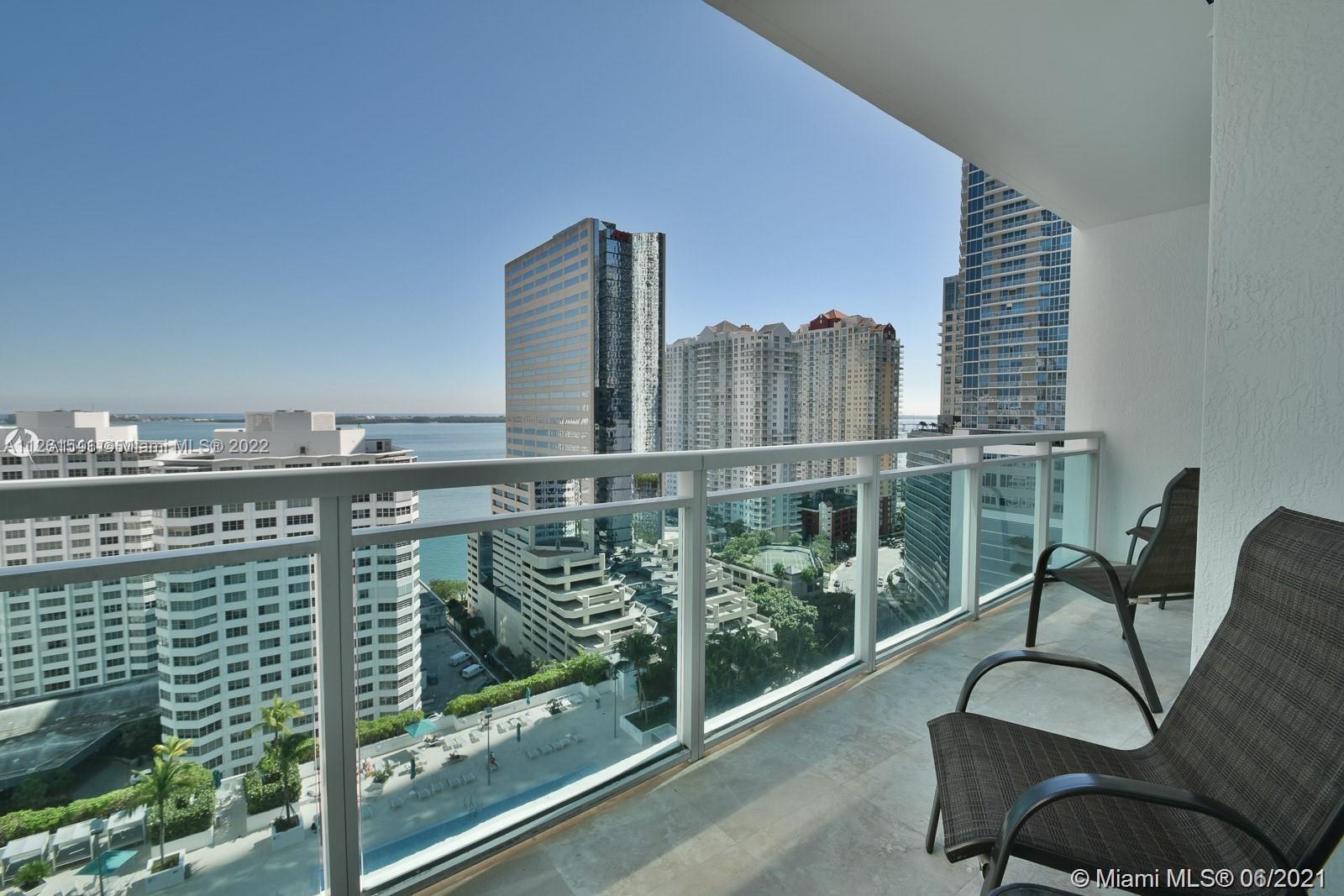 951 Brickell Ave Unit: 2104