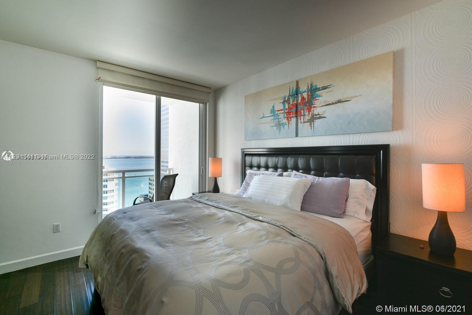 951 Brickell Ave Unit: 2104