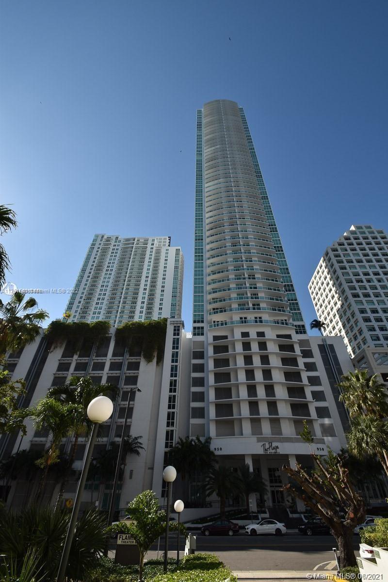 951 Brickell Ave Unit: 2104