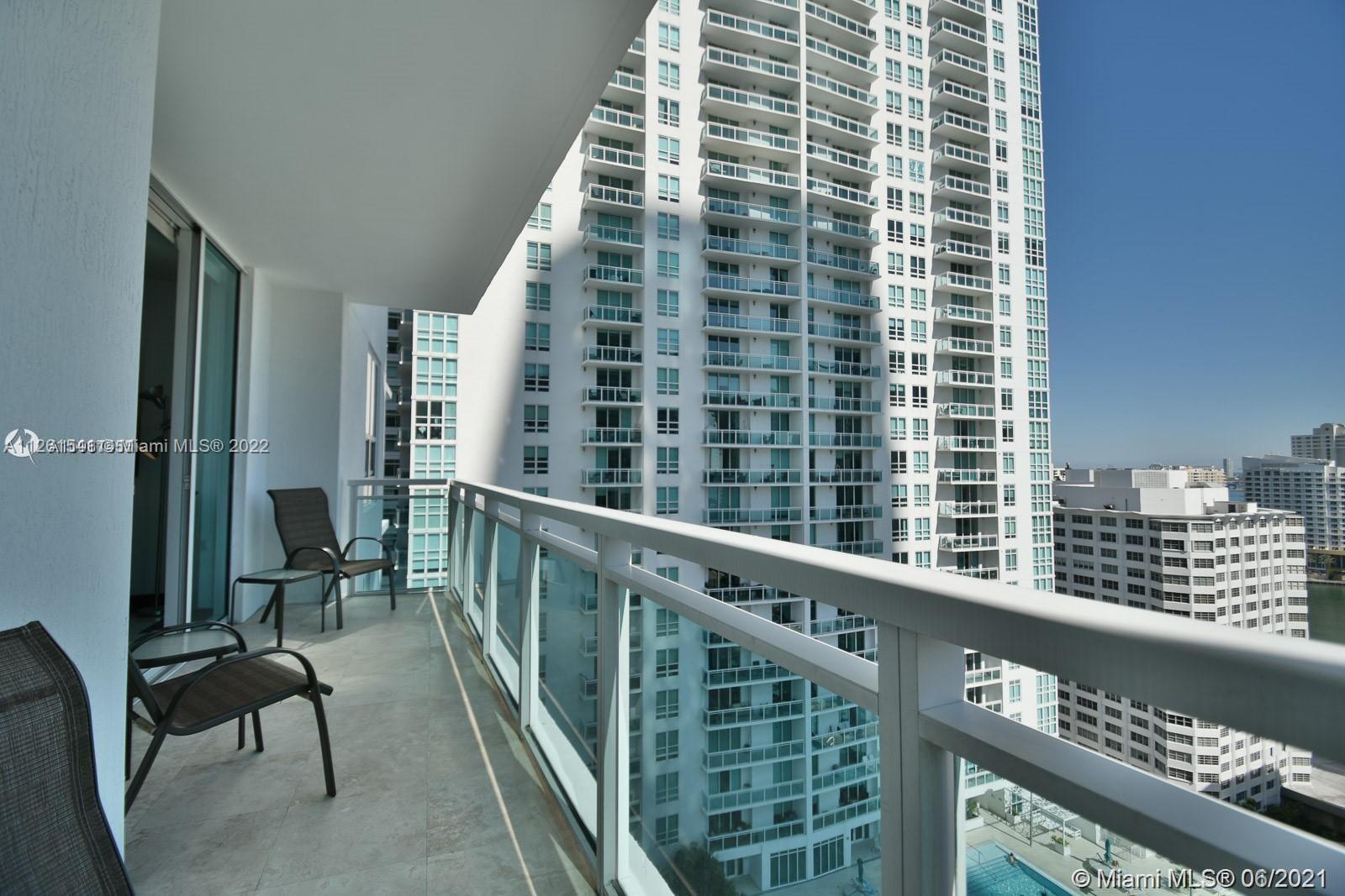951 Brickell Ave Unit: 2104