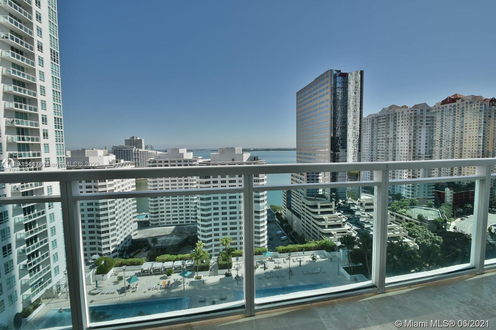 951 Brickell Ave Unit: 2104