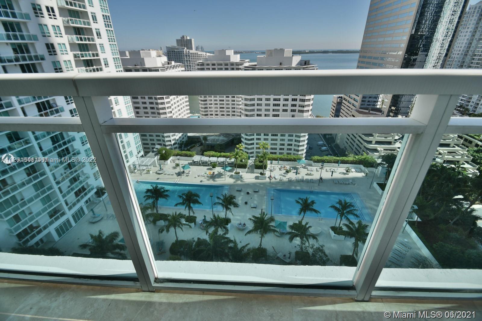 951 Brickell Ave Unit: 2104
