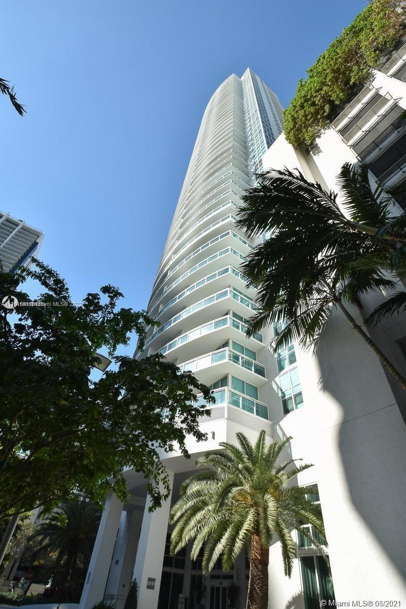 951 Brickell Ave Unit: 2104