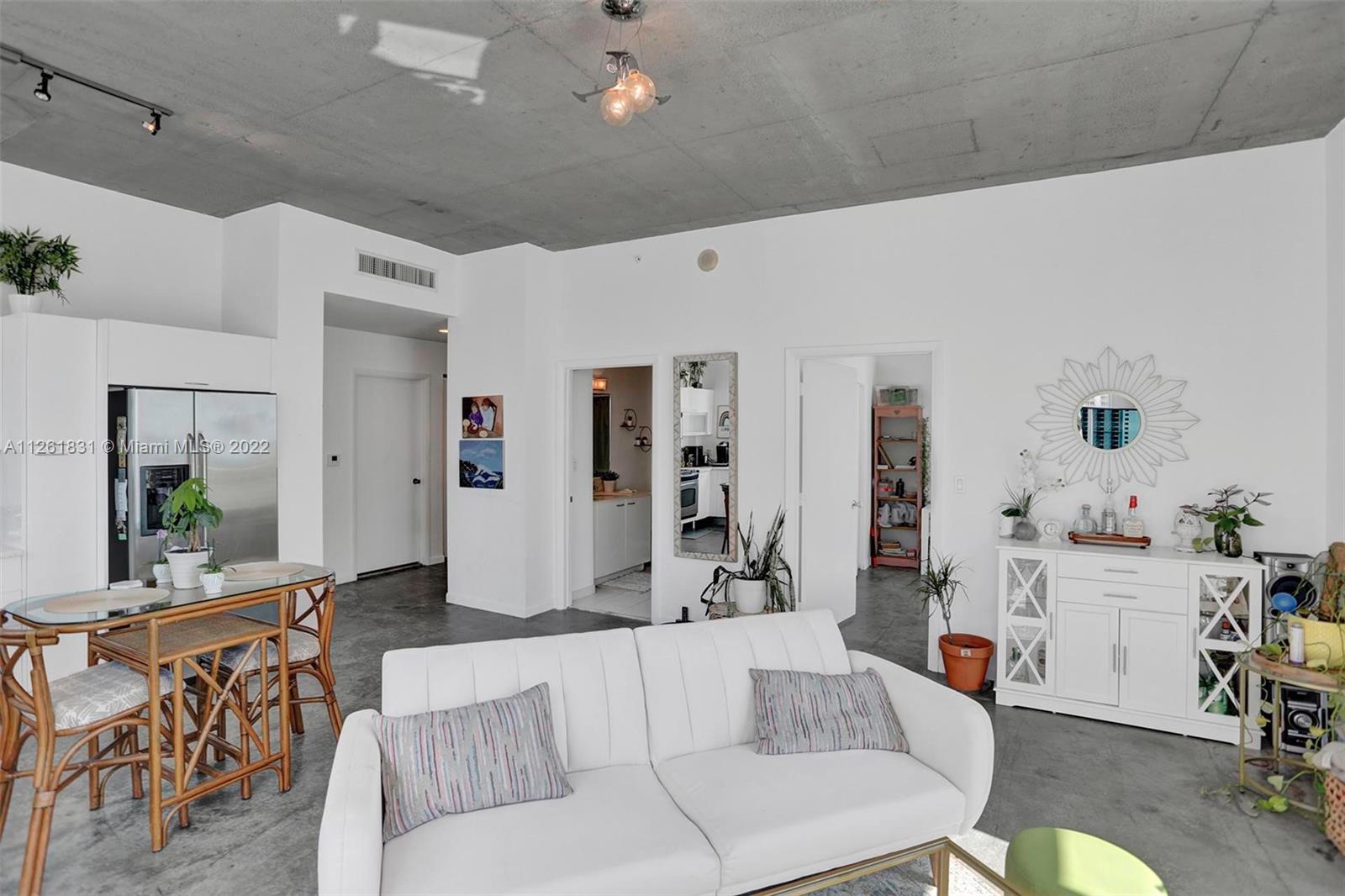133 NE 2nd Ave Unit: 2002