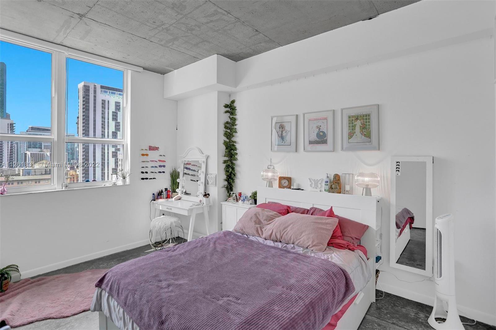 133 NE 2nd Ave Unit: 2002