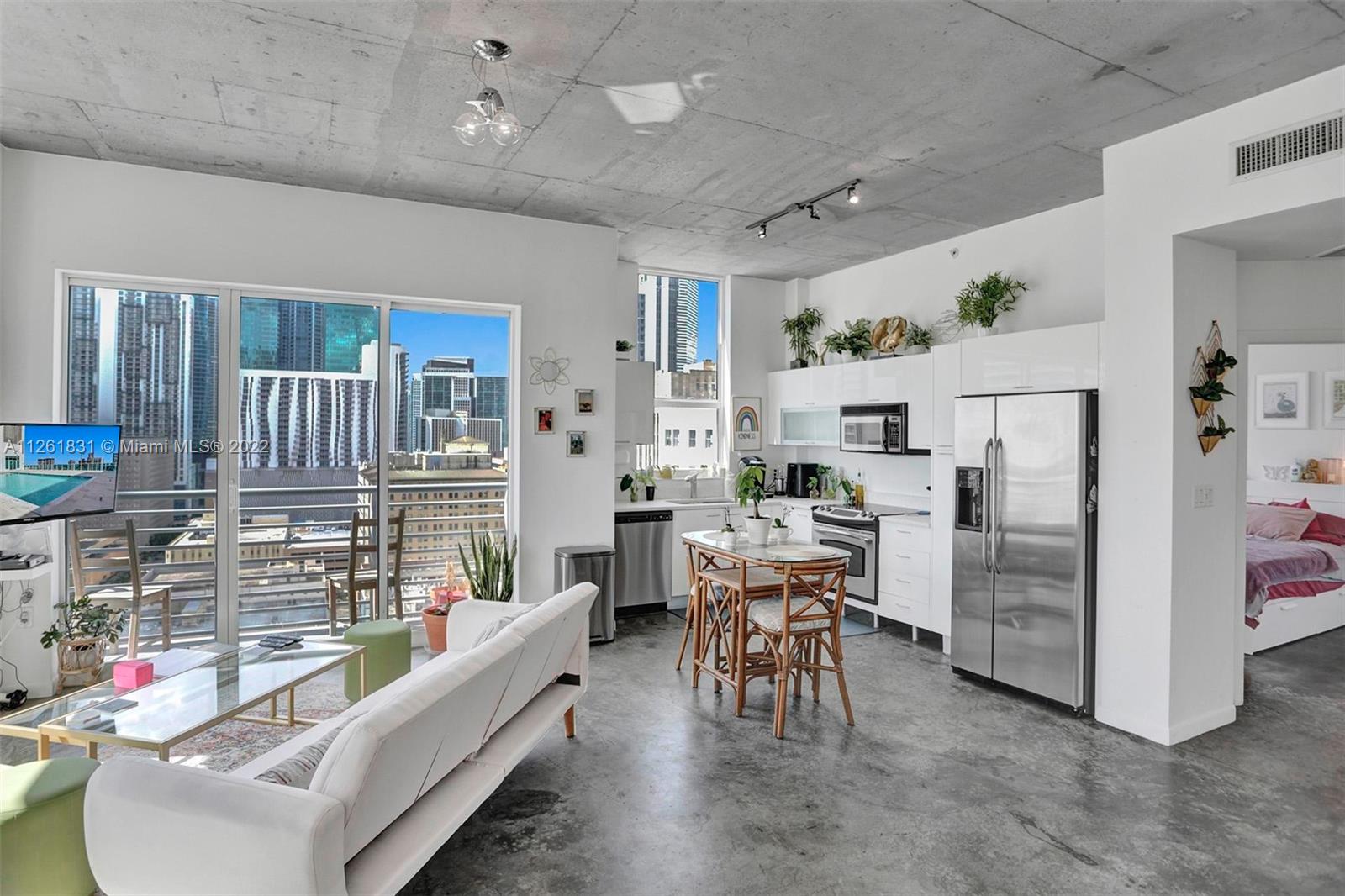 133 NE 2nd Ave Unit: 2002