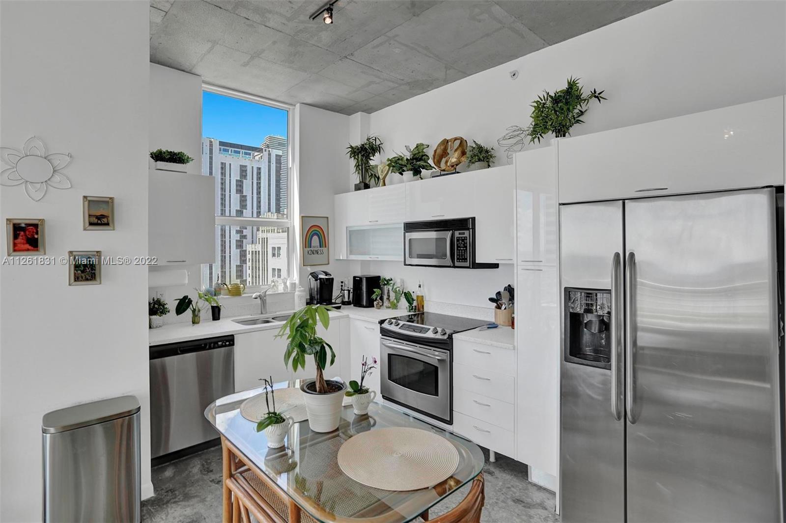 133 NE 2nd Ave Unit: 2002