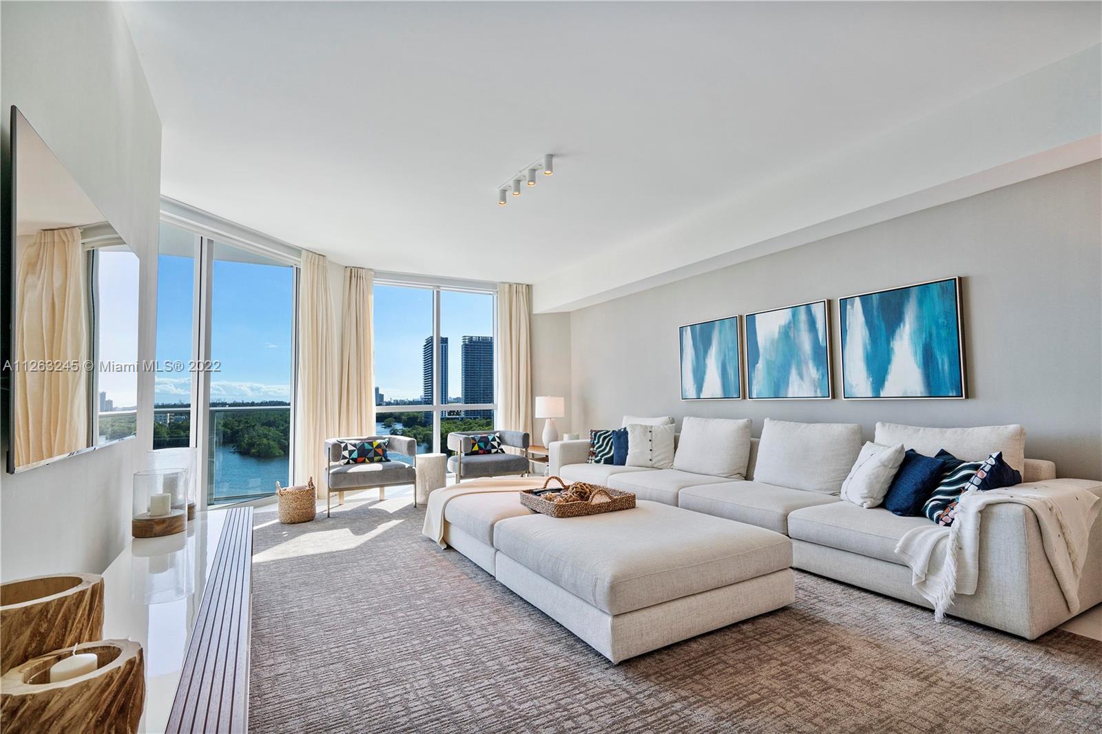 17111 Biscayne Blvd Unit: 906