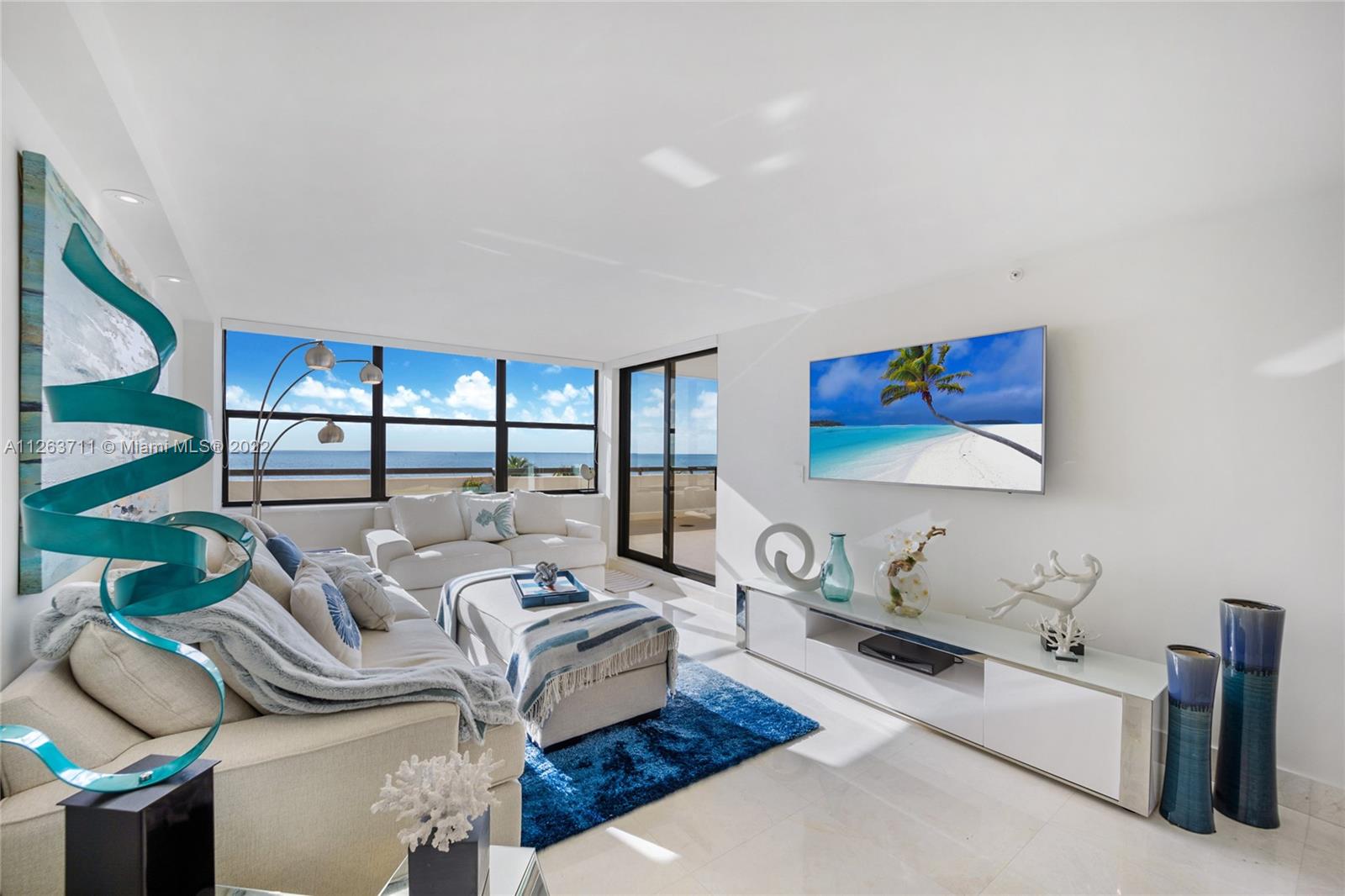 2555 Collins Ave Unit: 609
