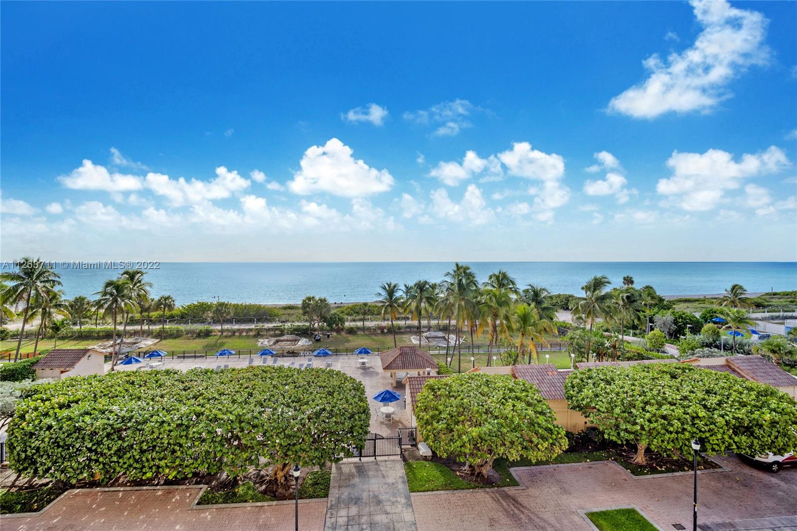 2555 Collins Ave Unit: 609