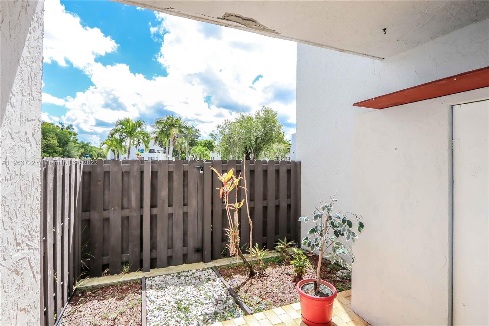 9445 Fontainebleau Blvd Unit: 102
