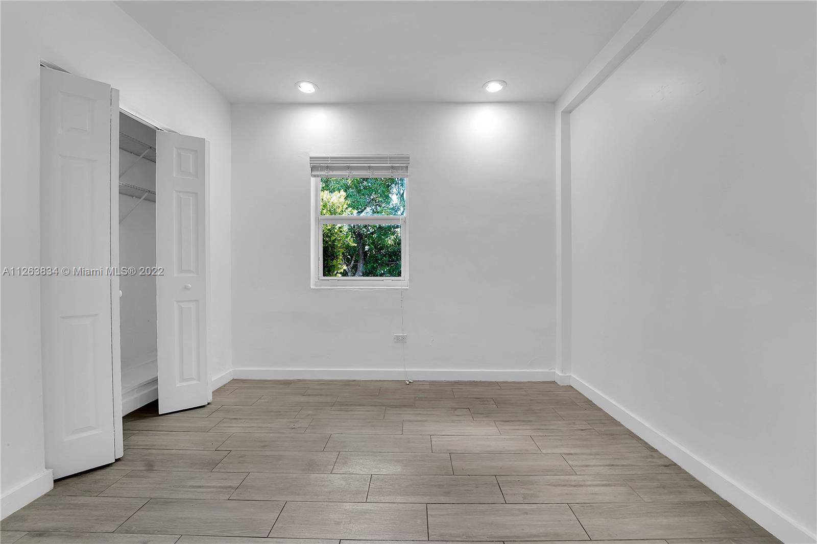 16500 SW 90th Ave