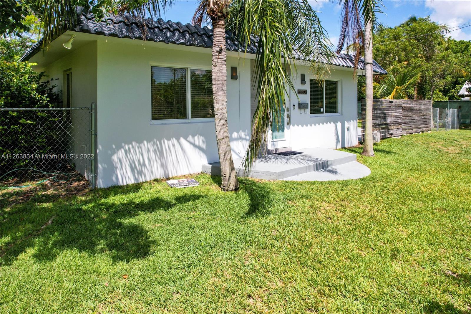 16500 SW 90th Ave