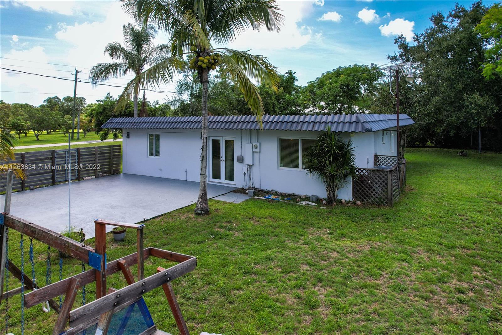 16500 SW 90th Ave