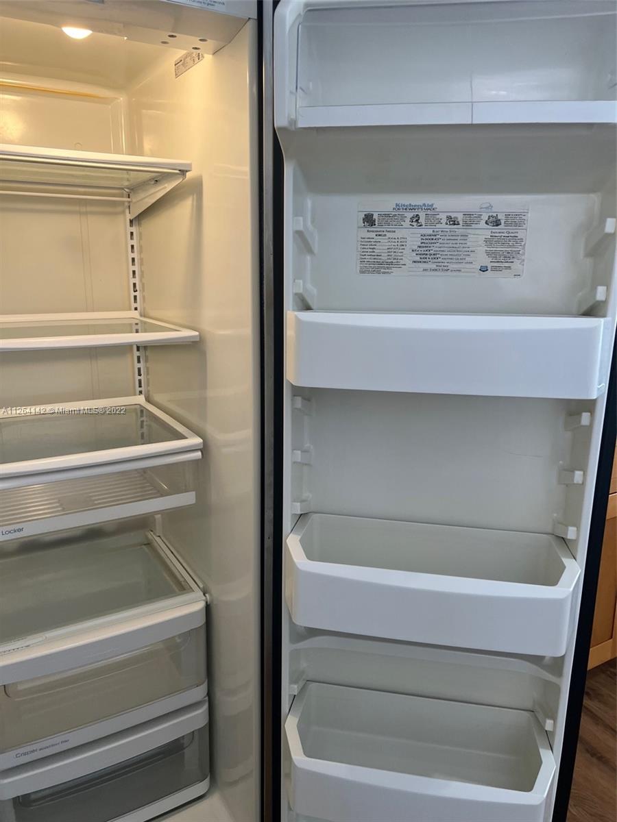 2727 SW 24th St Unit: 2727