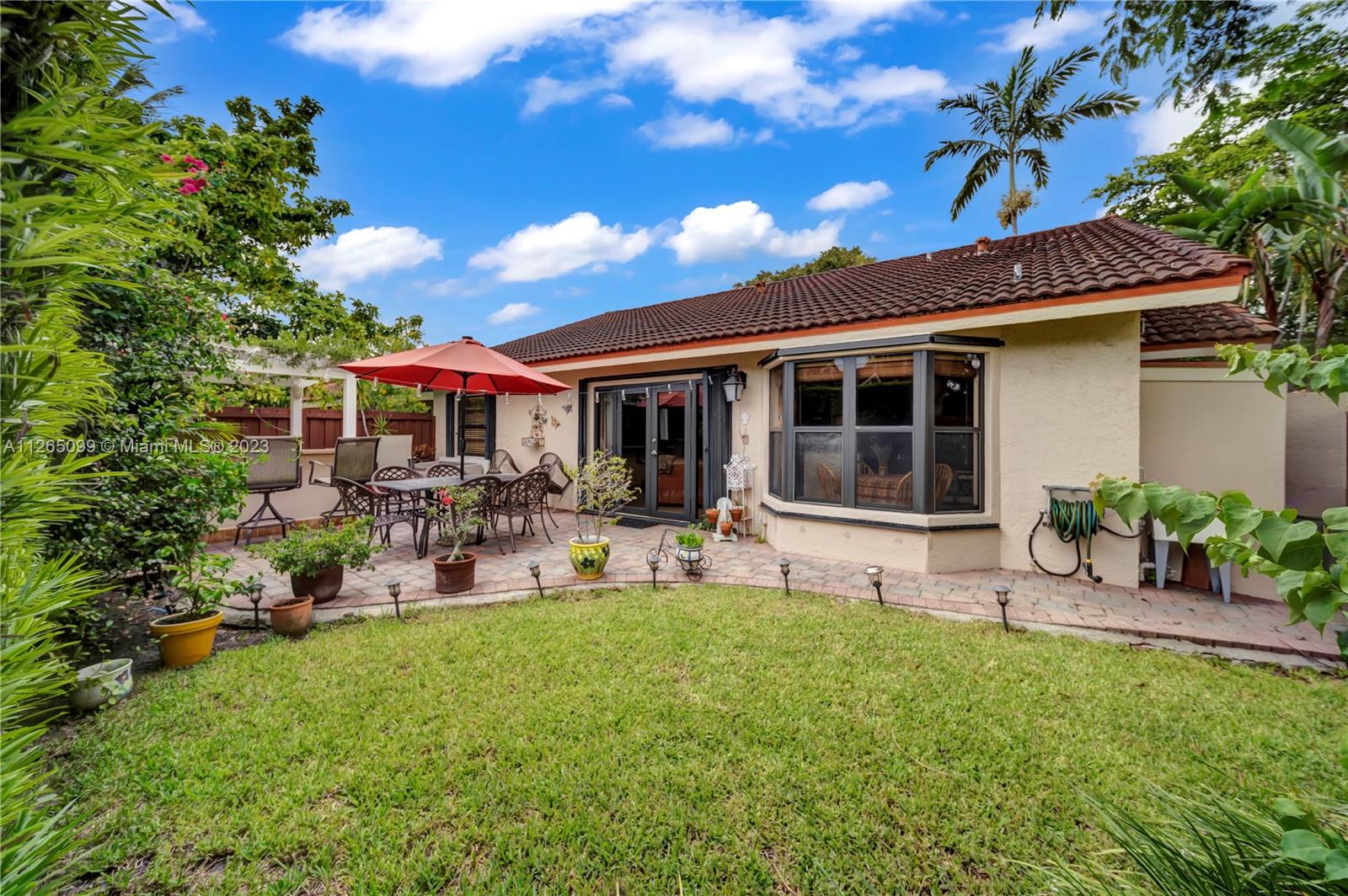 7457 SW 112th Pl