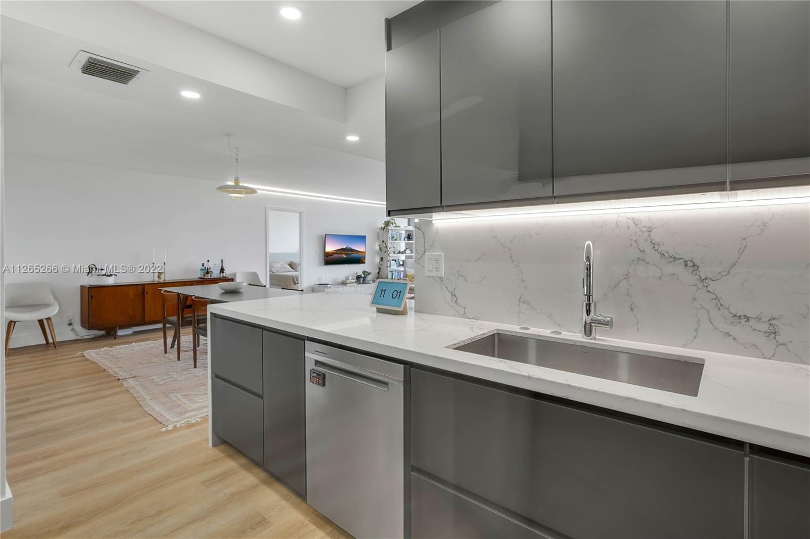 780 NE 69th St Unit: 1108