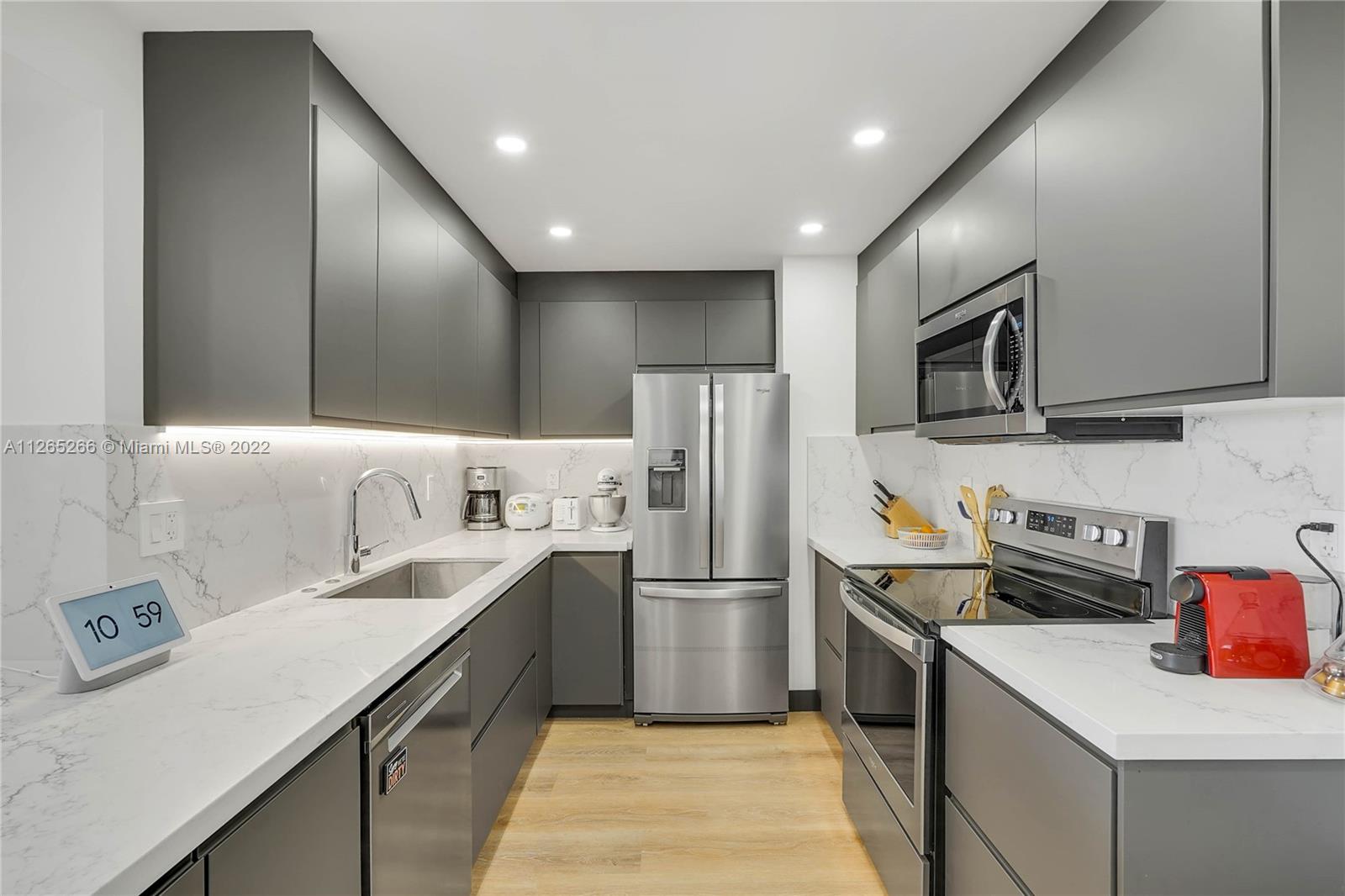 780 NE 69th St Unit: 1108