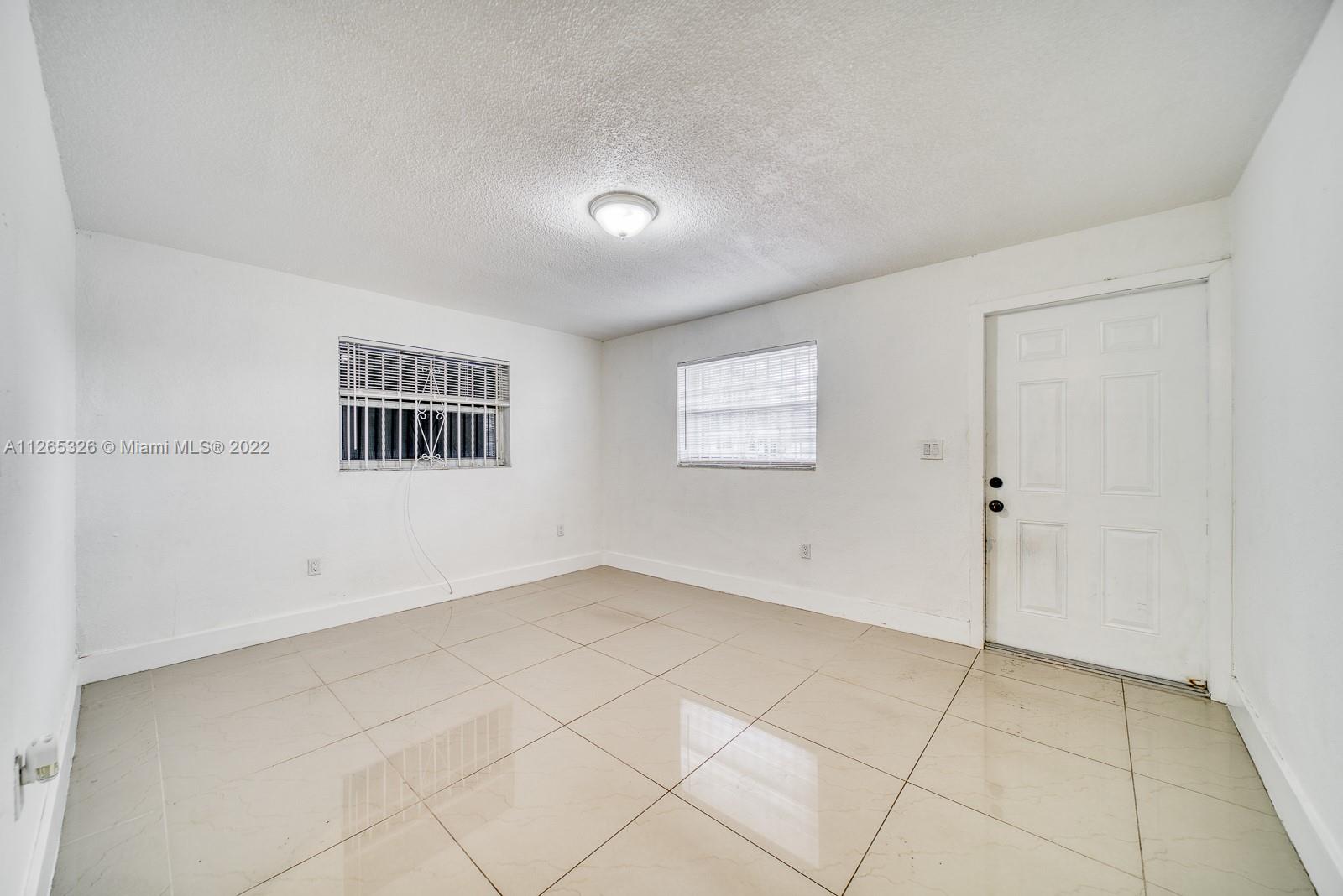 1200 NW 102nd St Unit: 1202