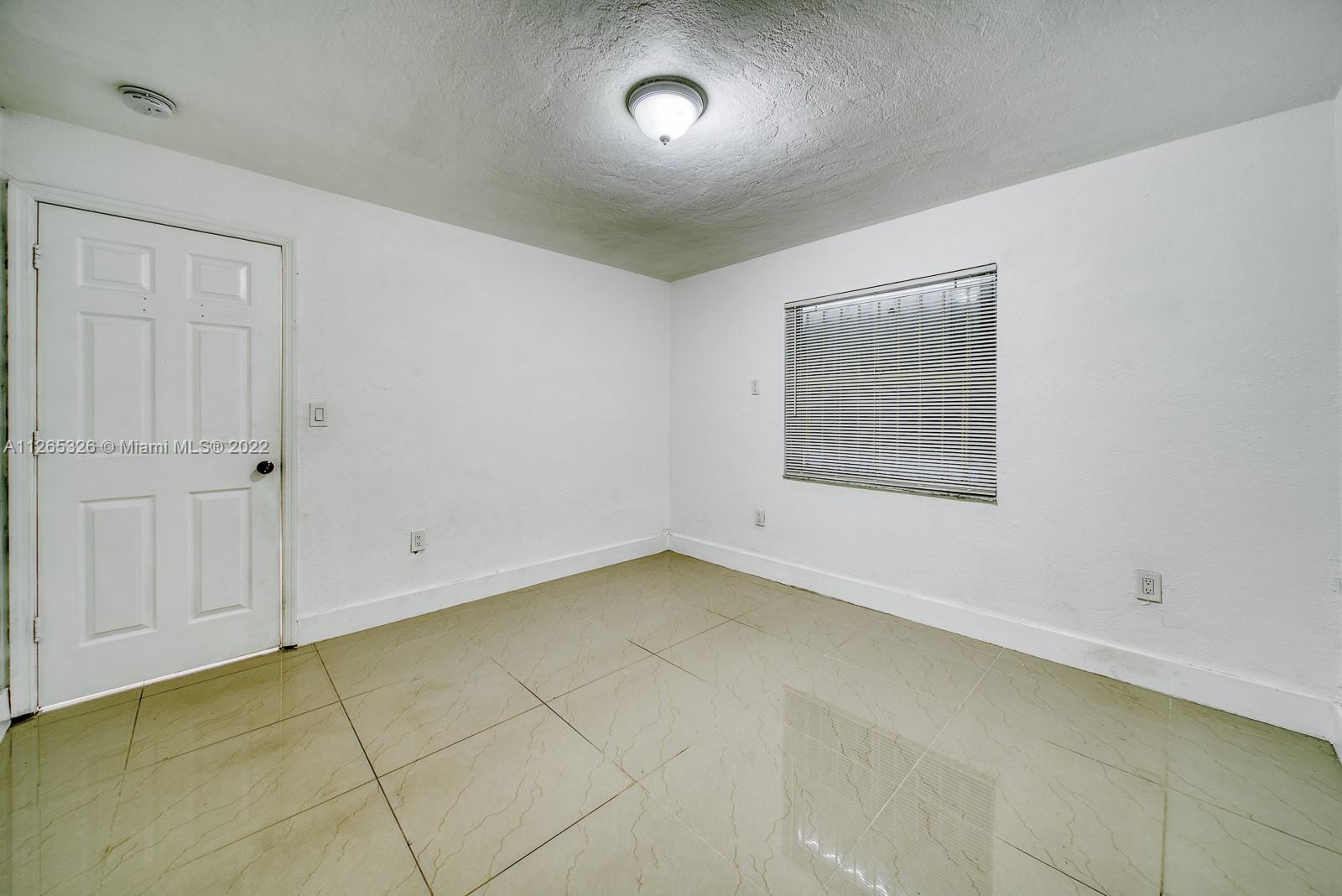 1200 NW 102nd St Unit: 1202