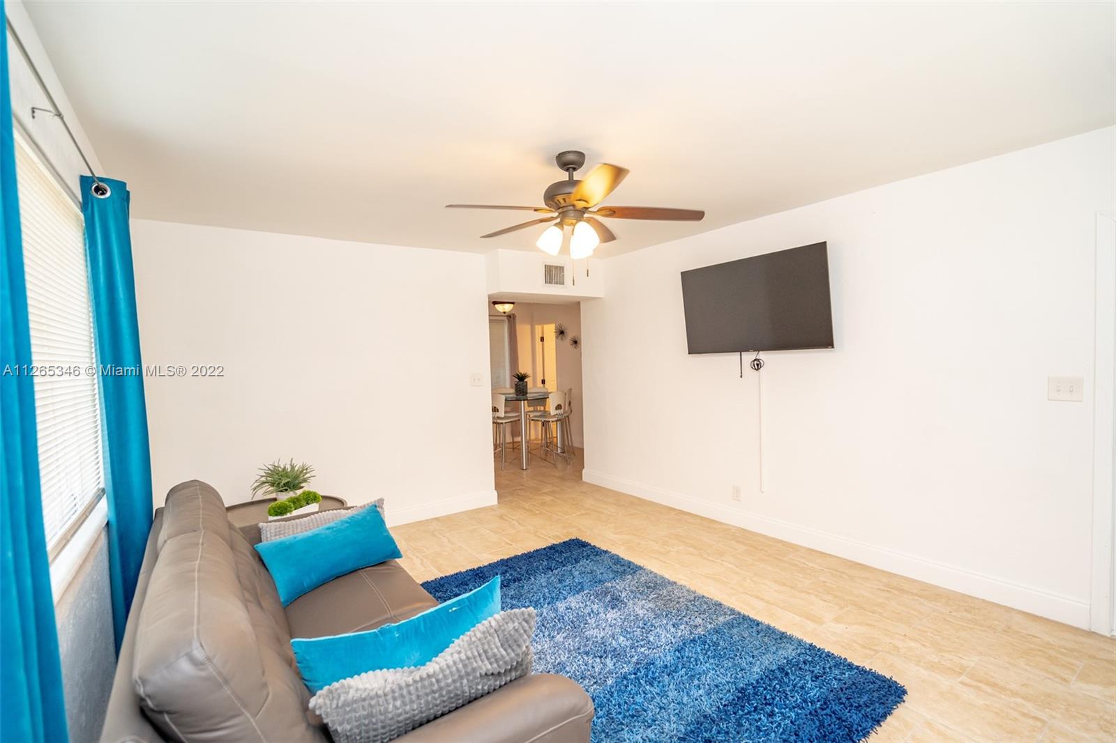 2400 Lincoln St Unit: 2 EAST