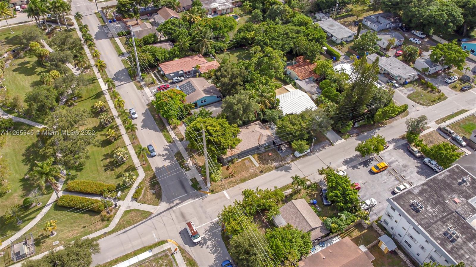 2400 Lincoln St Unit: 2 EAST