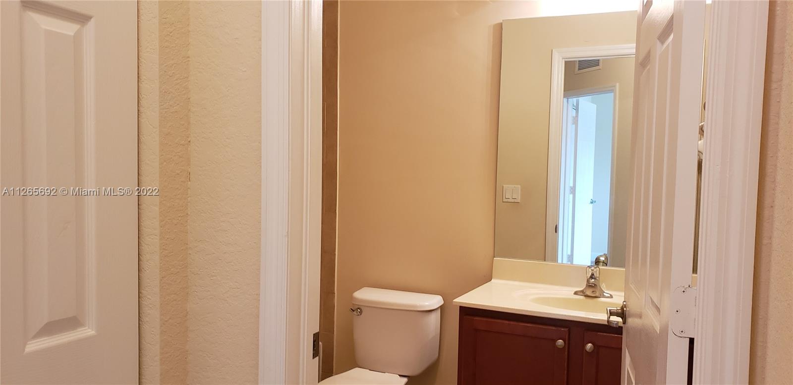 15228 SW 119 TE Unit: 0