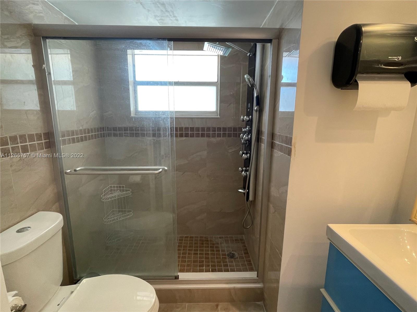 1710 NE 191st St Unit: 112-3