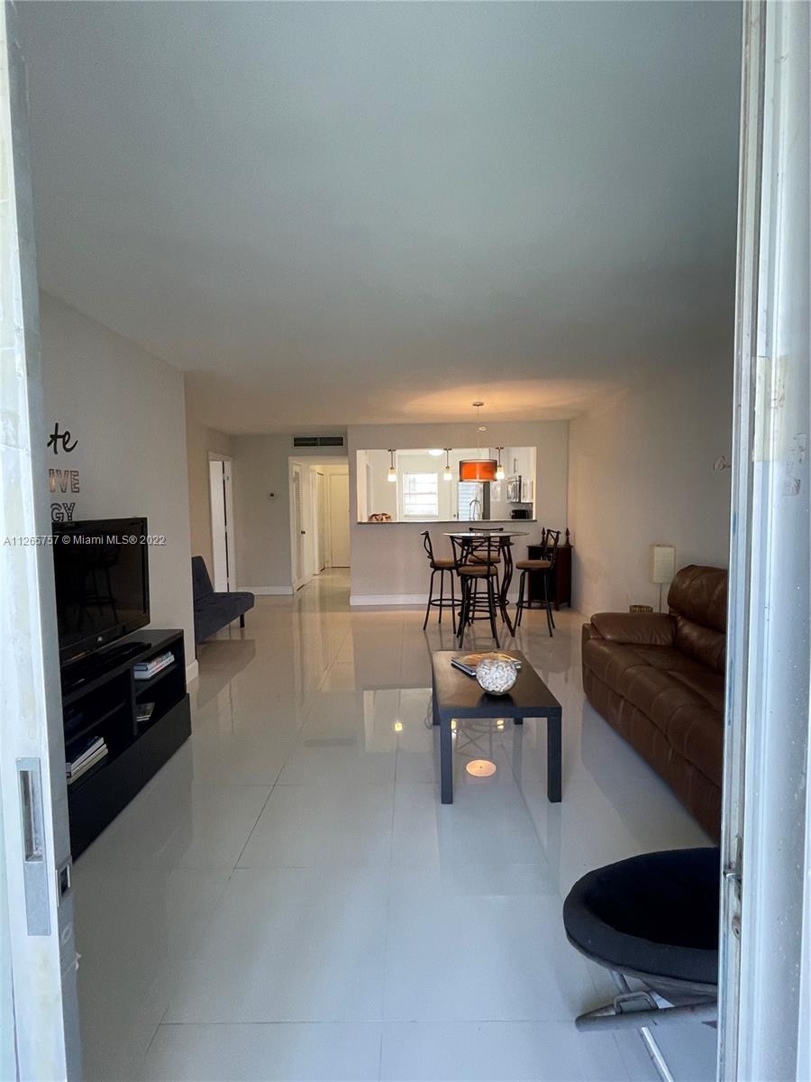 1710 NE 191st St Unit: 112-3
