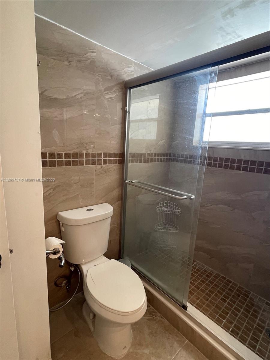 1710 NE 191st St Unit: 112-3