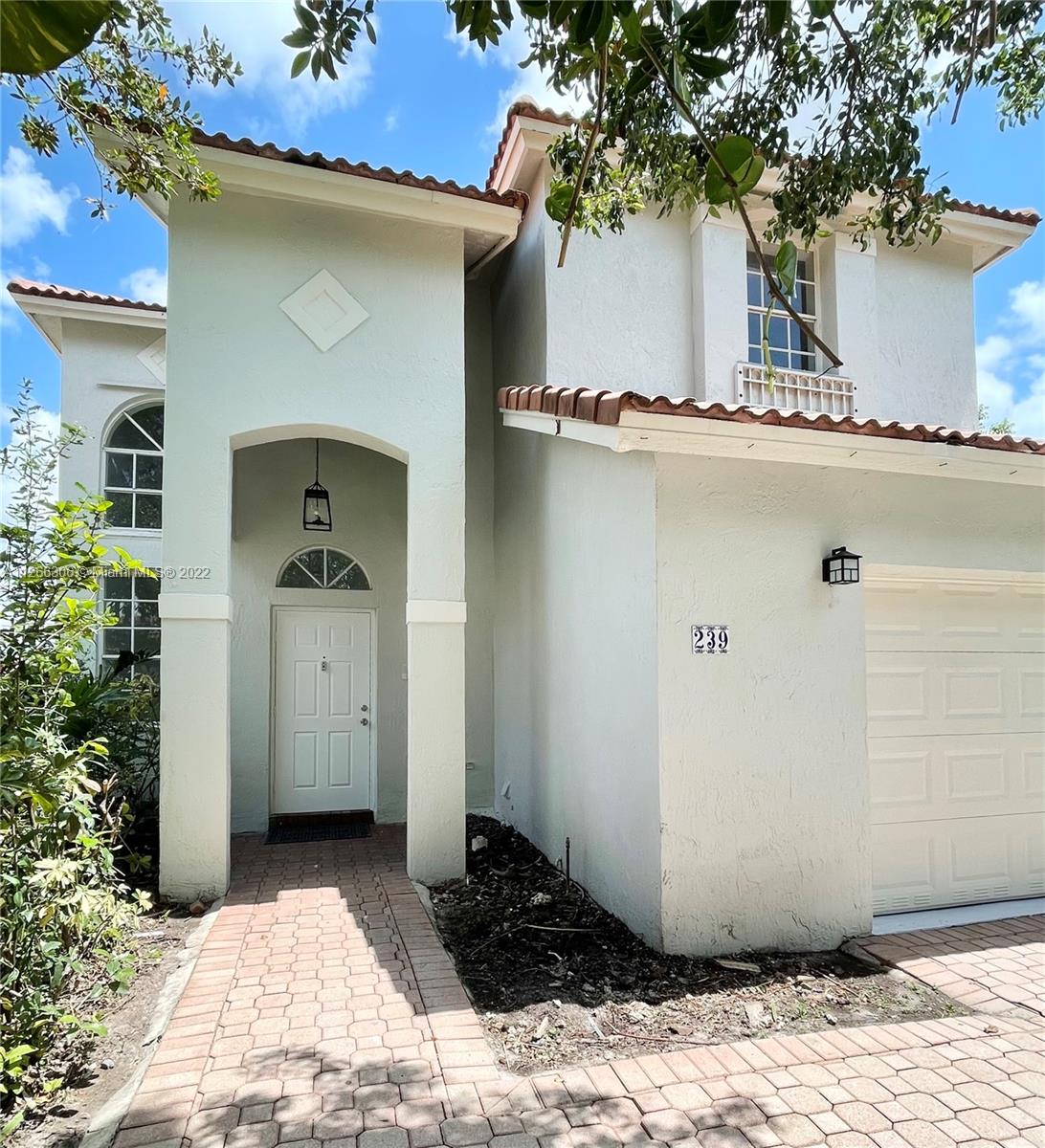 239 NW 107th Ave