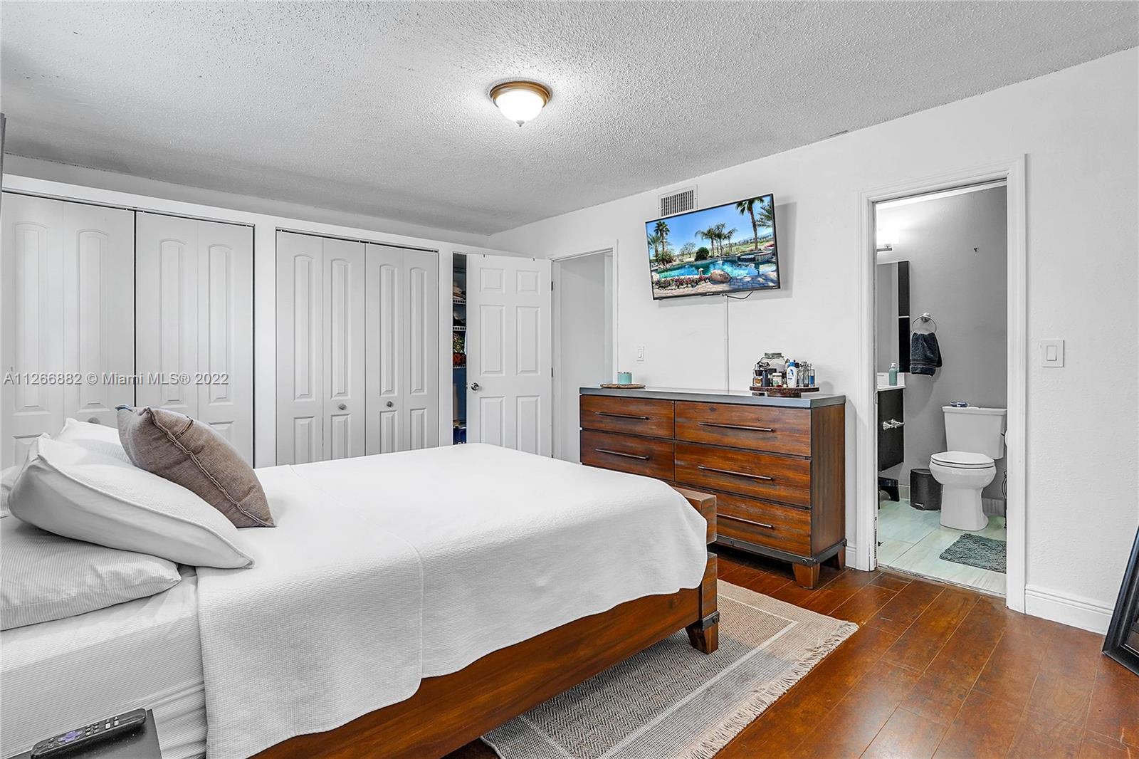 5466 NW 170th Ter Unit: 5466