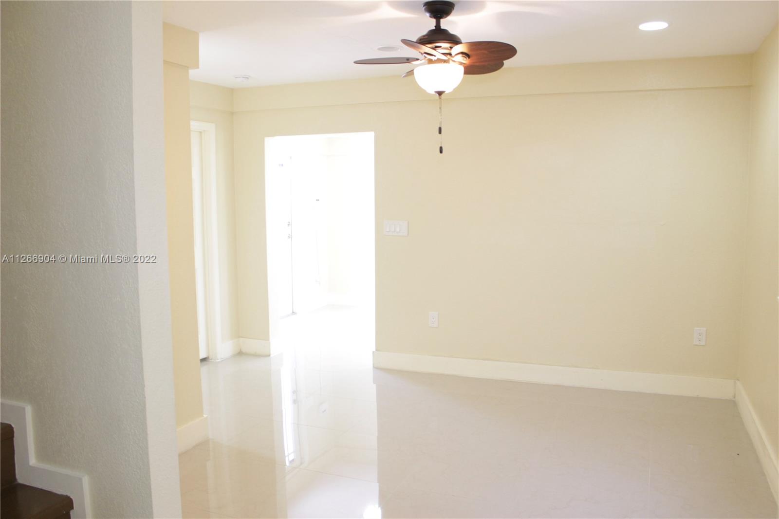 2141 NW 49th St