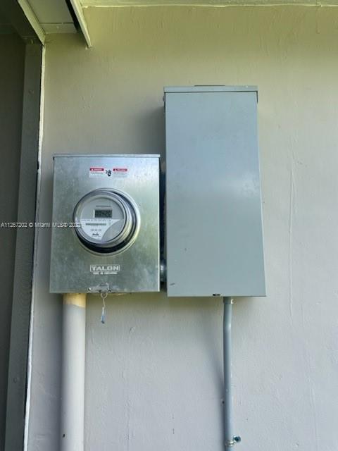 1211 NW 18th St