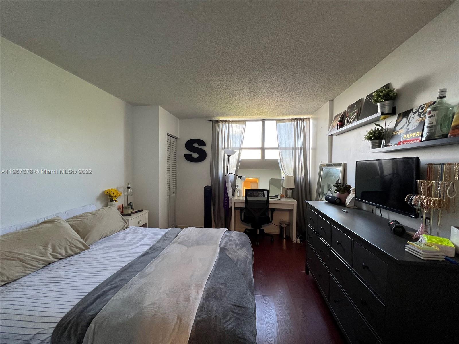 900 NE 195th St Unit: 507