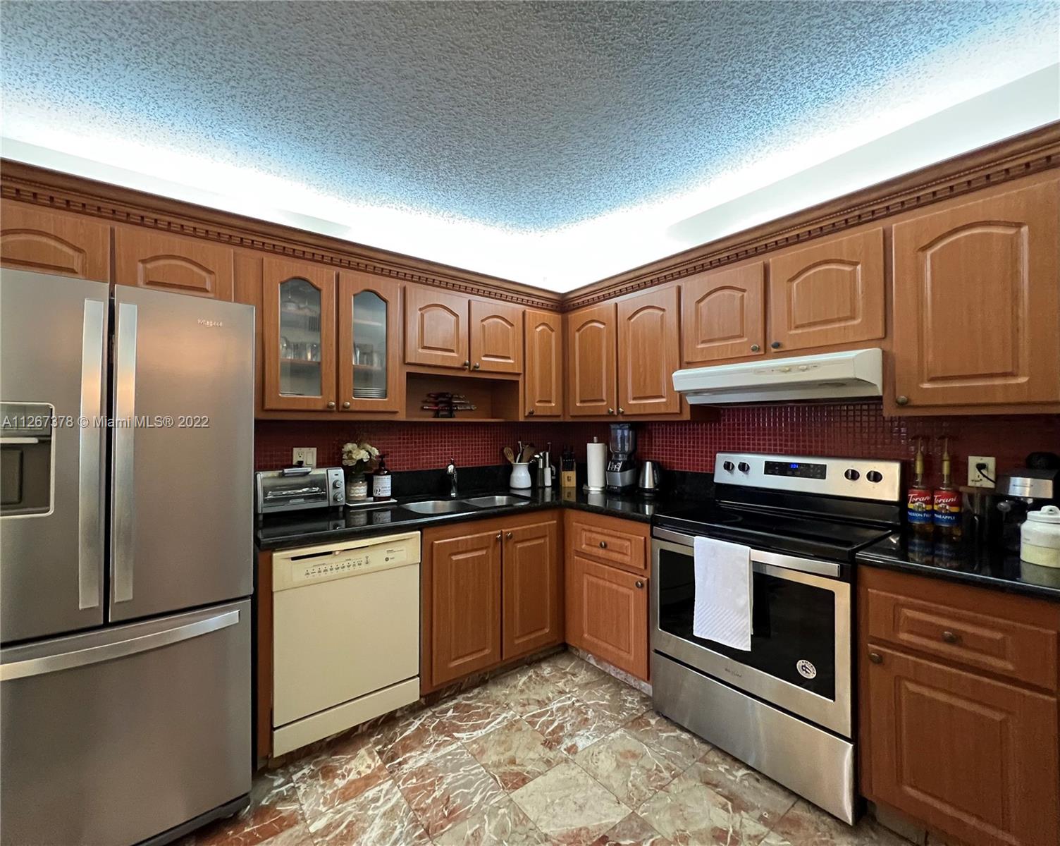 900 NE 195th St Unit: 507