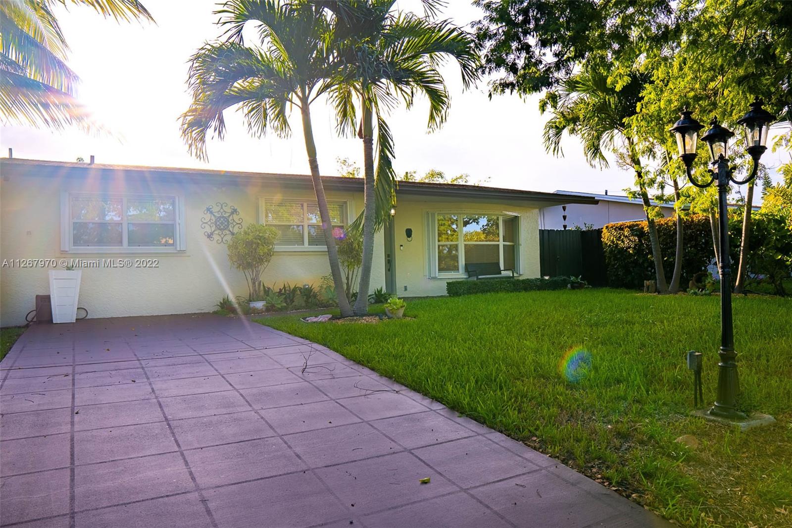 2100 N 55th Ave