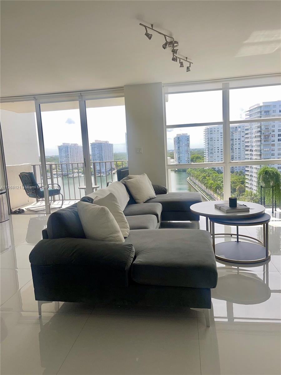 18181 NE 31st Ct Unit: 1503