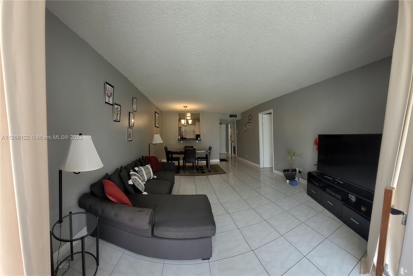 9801 SUNRISE LAKES Unit: 211