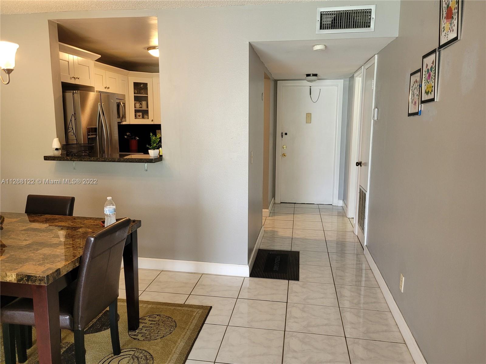 9801 SUNRISE LAKES Unit: 211