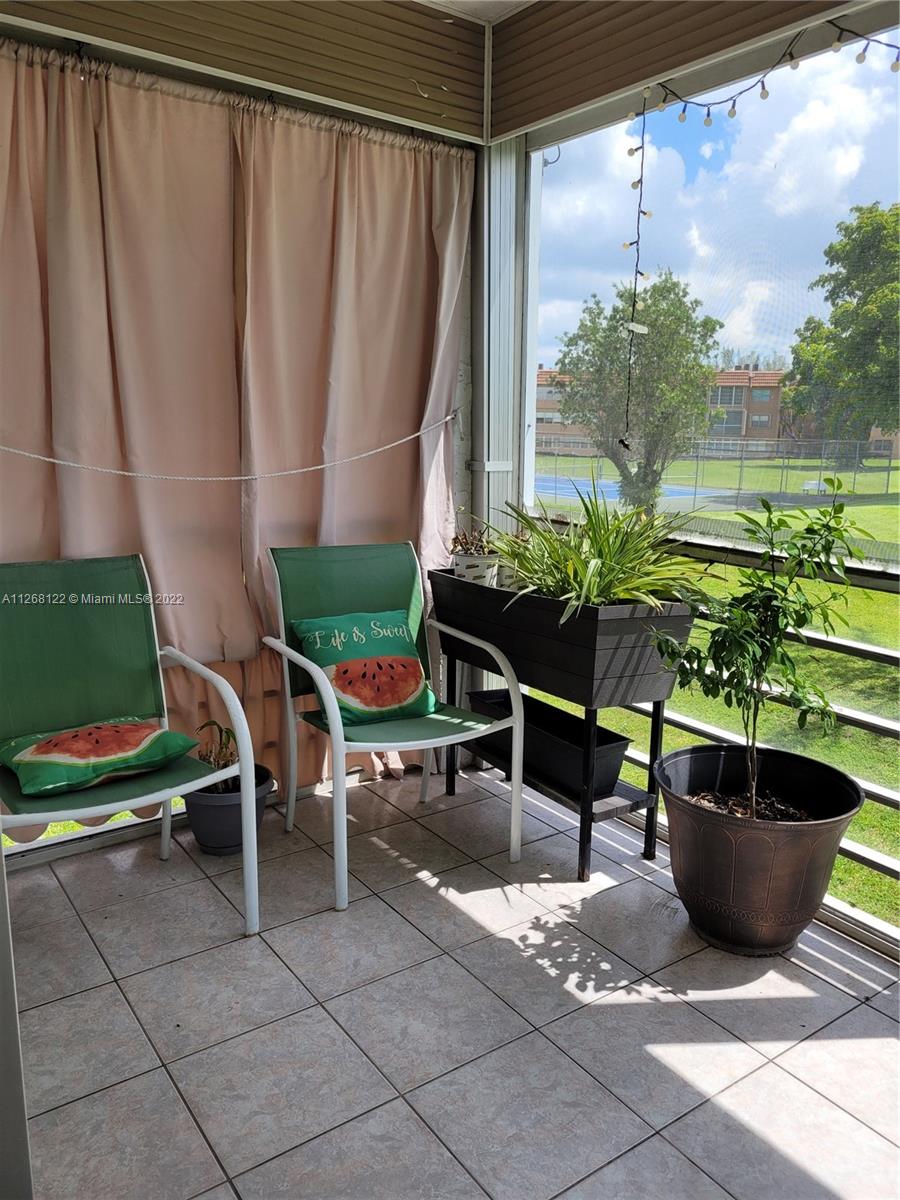 9801 SUNRISE LAKES Unit: 211