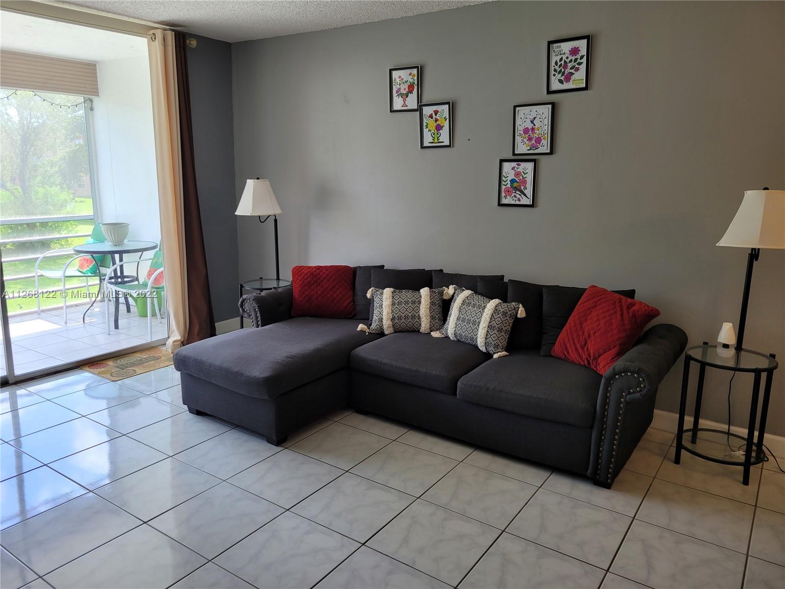 9801 SUNRISE LAKES Unit: 211