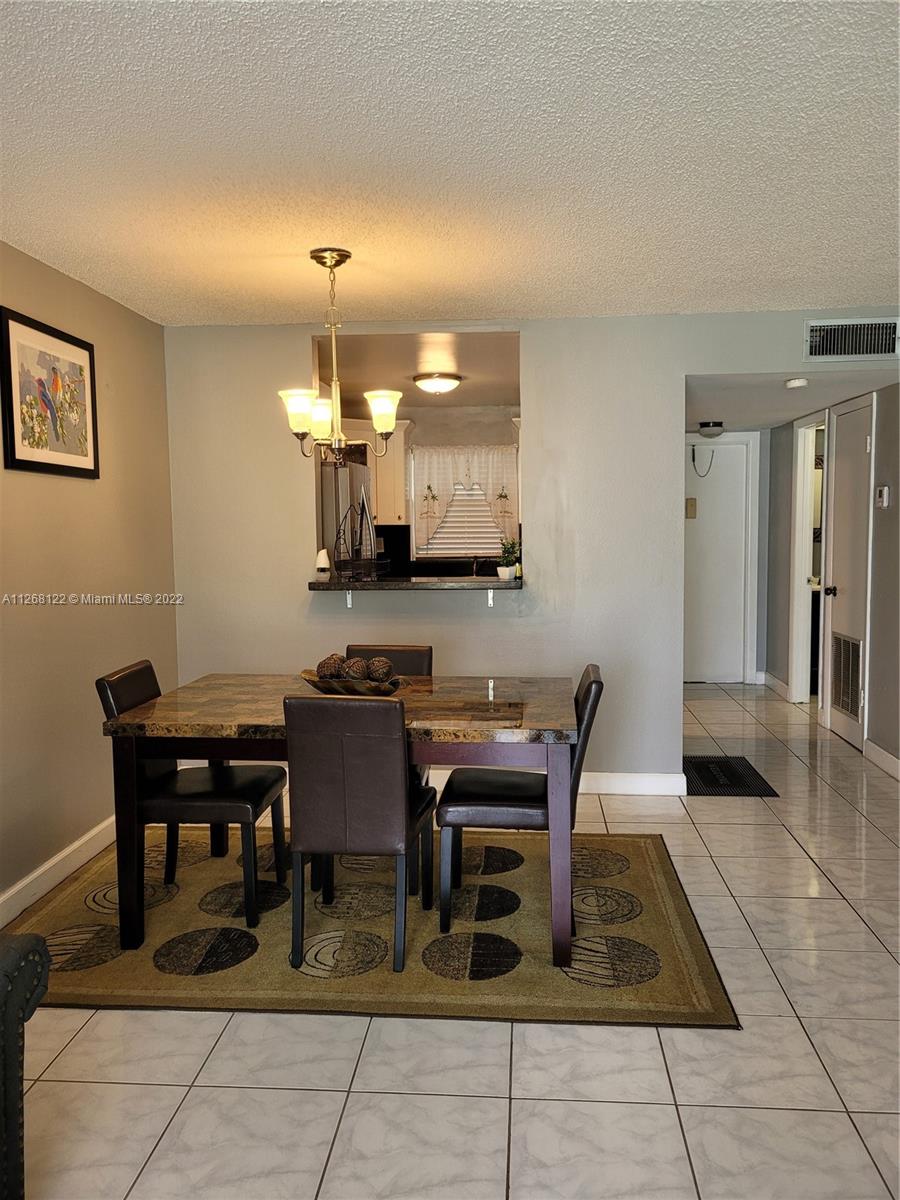 9801 SUNRISE LAKES Unit: 211