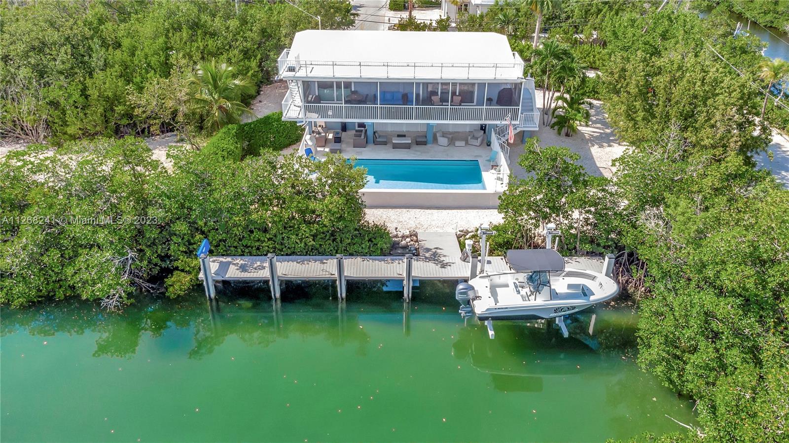 100 Bayview Dr