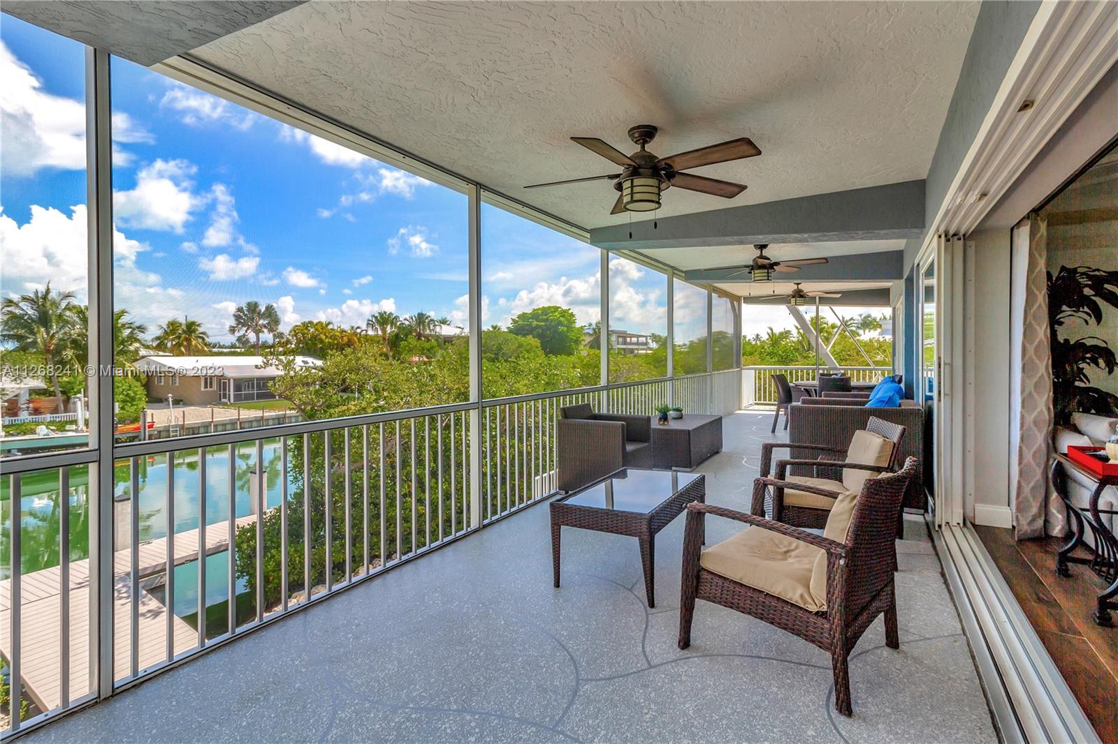 100 Bayview Dr