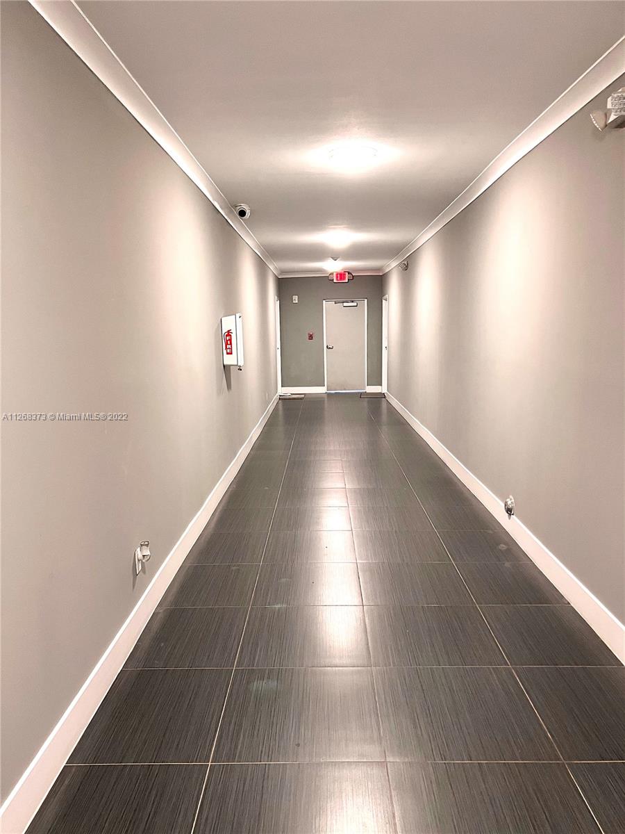222 Sidonia Ave Unit: 8